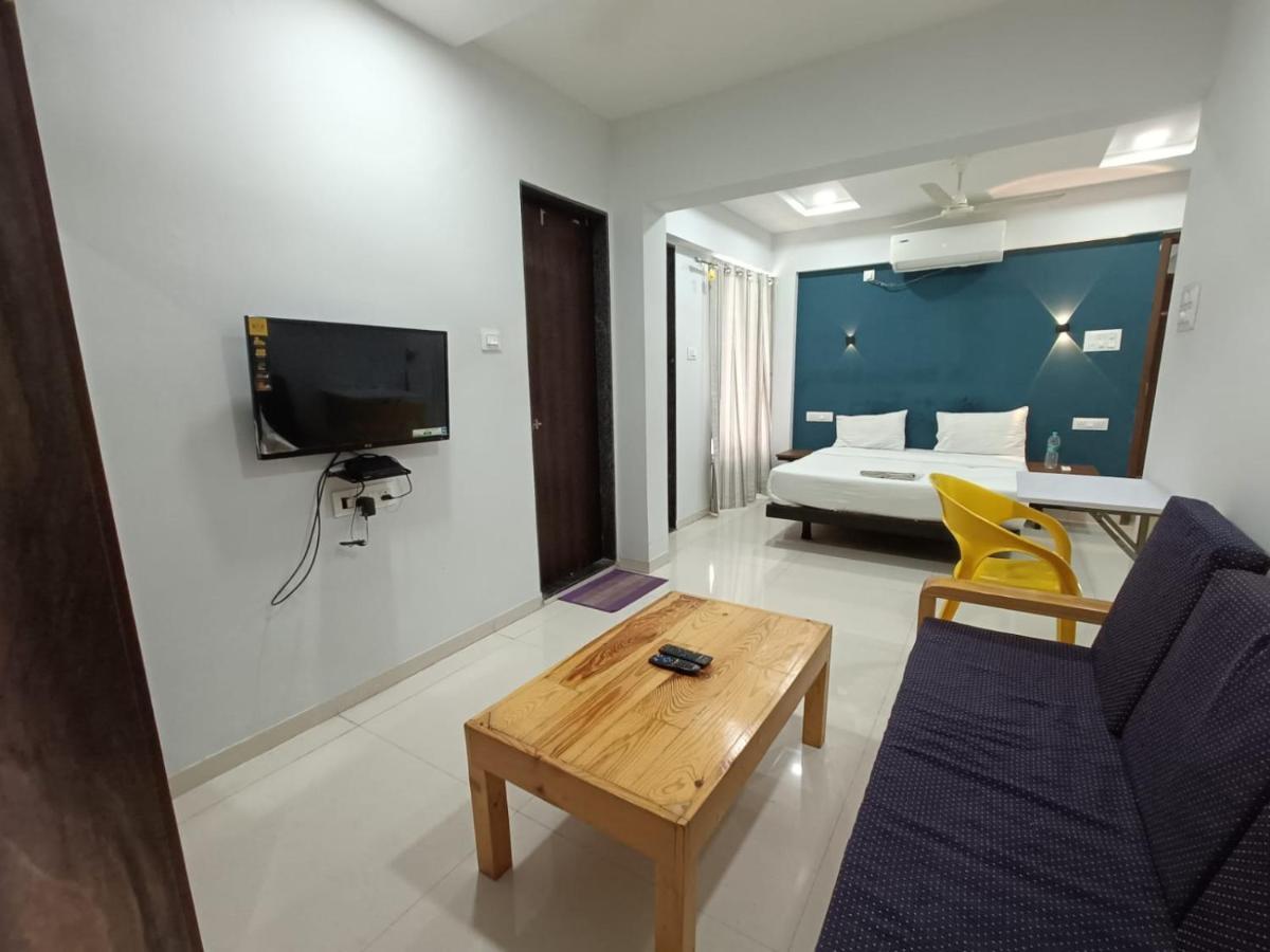 Hotel Ornate Ranveer Studio